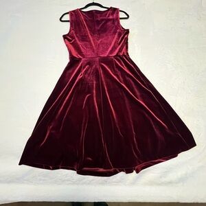 Elegant Burgundy Velvet Dress